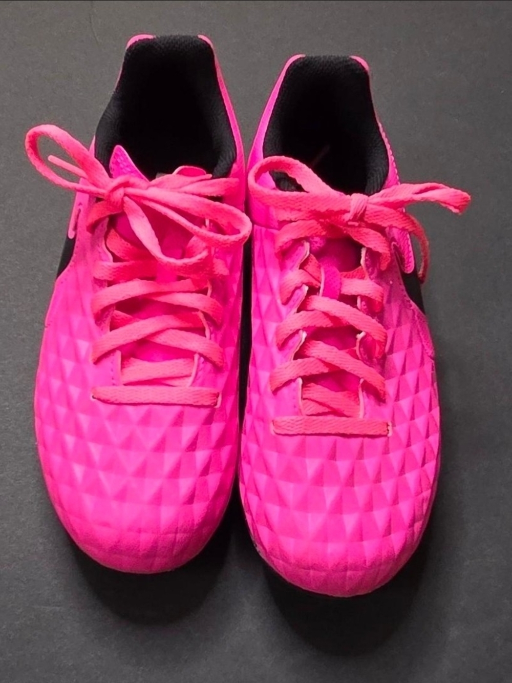 Nike Jr. Tiempo Legend 8 Club MG youth soccer cleats